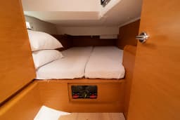 Sun Odyssey 449 in Lefkada / Port of Lefkas thumbnail 3