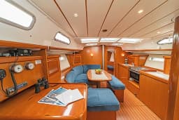 Oceanis 393 in Kos / Marina Kos thumbnail 13