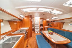 Oceanis 393 in Kos / Marina Kos thumbnail 14