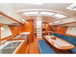 Oceanis 393 in Kos / Marina Kos thumbnail 2