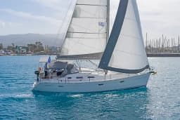 Oceanis 393 in Kos / Marina Kos thumbnail 8