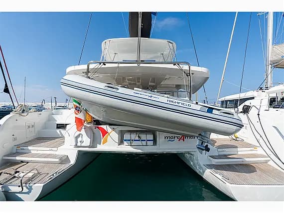 Lagoon 46 in Sicily / Capo d'Orlando Marina - Photo 2