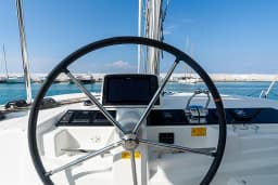 Lagoon 46 in Sicily / Capo d'Orlando Marina thumbnail 11
