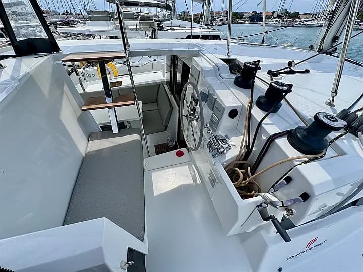 Isla 40 in Sukošan / D-Marin Dalmacija Marina - Photo 4