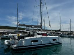 Isla 40 in Sukošan / D-Marin Dalmacija Marina thumbnail 7