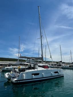 Isla 40 in Sukošan / D-Marin Dalmacija Marina thumbnail 8