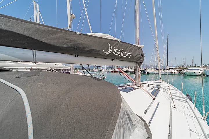 Oceanis 51.1 in Corfu / Gouvia / D-Marin Marina Gouvia - Photo 5