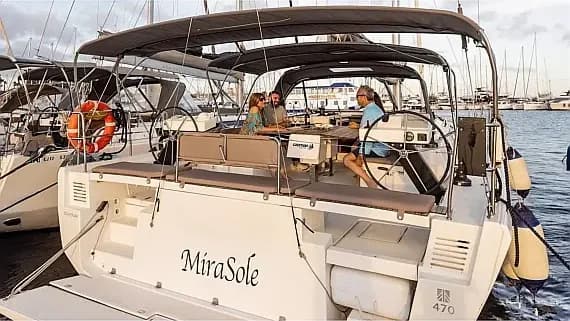 Dufour 470 in Sardinia / Cagliari / Marina di Bonaria - Photo 1