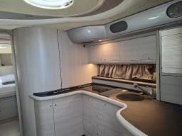 Motoryacht in Primošten / Marina Kremik thumbnail 15