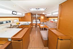 Sun Odyssey 440 in Volos / Port of Volos thumbnail 17