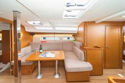Sun Odyssey 440 in Volos / Port of Volos thumbnail 7