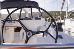 Oceanis 40.1 in Sardinia / Portisco / Cala dei Sardi thumbnail 25