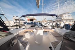 Oceanis 40.1 in Sardinia / Portisco / Cala dei Sardi thumbnail 33