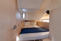 Oceanis 40.1 in Sardinia / Portisco / Cala dei Sardi thumbnail 39