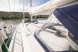 Oceanis 40.1 in Sardinia / Portisco / Cala dei Sardi thumbnail 45