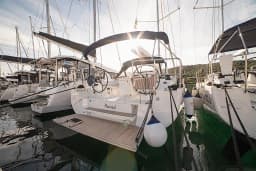 Oceanis 40.1 in Sardinia / Portisco / Cala dei Sardi thumbnail 50