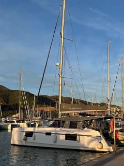 Nautitech 40 Open in Krk / Punat / Marina Punat thumbnail 6