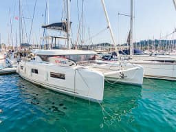 Lagoon 46 in Corfu / Gouvia / D-Marin Marina Gouvia thumbnail 8