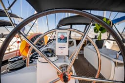 Sun Odyssey 519 in Athens / Alimos Marina thumbnail 10