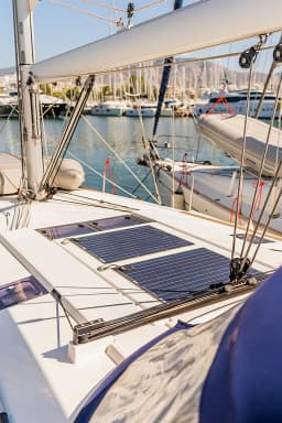 Sun Odyssey 519 in Athens / Alimos Marina thumbnail 12