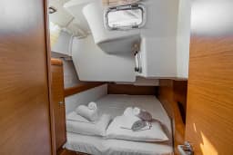 Sun Odyssey 519 in Athens / Alimos Marina thumbnail 19