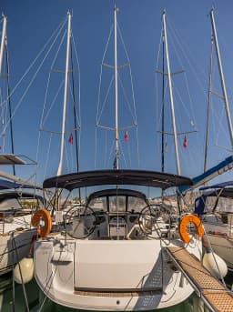 Sun Odyssey 519 in Athens / Alimos Marina thumbnail 34