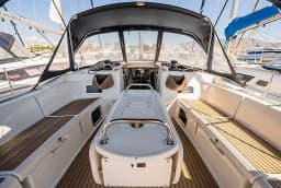 Sun Odyssey 519 in Athens / Alimos Marina thumbnail 4