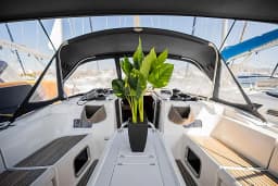 Sun Odyssey 519 in Athens / Alimos Marina thumbnail 9