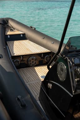Scorpion 810 in Mykonos / Ornos bay thumbnail 10