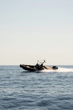 Scorpion 810 in Mykonos / Ornos bay thumbnail 8