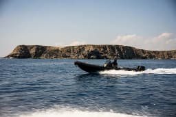 Scorpion 810 in Mykonos / Ornos bay thumbnail 9