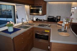Lagoon 450 Fly in Athens / Alimos Marina thumbnail 7
