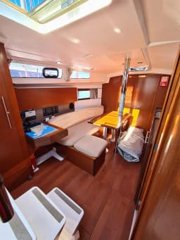 Oceanis 35.1 in Split / ACI Marina Split thumbnail 16