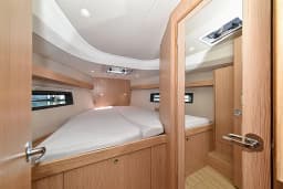 Bavaria C42 in Zadar / Marina Zadar thumbnail 19