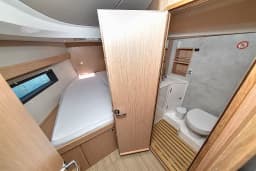 Bavaria C42 in Zadar / Marina Zadar thumbnail 22