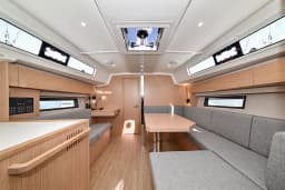 Bavaria C42 in Zadar / Marina Zadar thumbnail 38