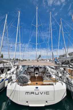 Bavaria C42 in Zadar / Marina Zadar thumbnail 6