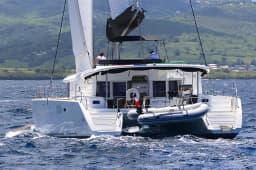 Lagoon 450 Fly in Ibiza / Sant Antoni de Portmany Port thumbnail 8