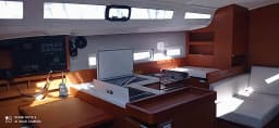 Sun Odyssey 410 in Mallorca / Palma de Mallorca / La Lonja Marina Charter thumbnail 18