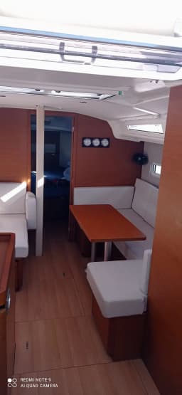 Sun Odyssey 410 in Mallorca / Palma de Mallorca / La Lonja Marina Charter thumbnail 19