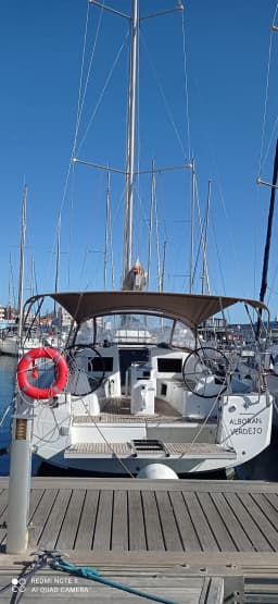 Sun Odyssey 410 in Mallorca / Palma de Mallorca / La Lonja Marina Charter thumbnail 20
