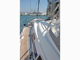 Bavaria 42 Cruiser in Lavrion Main Port thumbnail 10