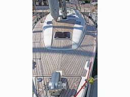 Bavaria 42 Cruiser in Lavrion Main Port thumbnail 13