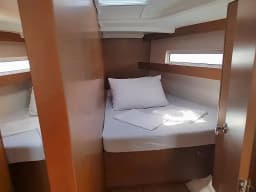 Sun Odyssey 440 in Pula / Marina Polesana thumbnail 7