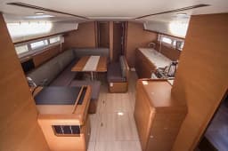 Sun Odyssey 519 in Seget Donji / Marina Baotić thumbnail 9