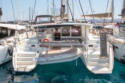 Lagoon 400 S2 in Lavrion Main Port thumbnail 6