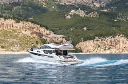 Galeon 430 Skydeck in Makarska harbor thumbnail 7