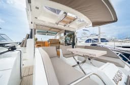 Galeon 430 Skydeck in Makarska harbor thumbnail 8