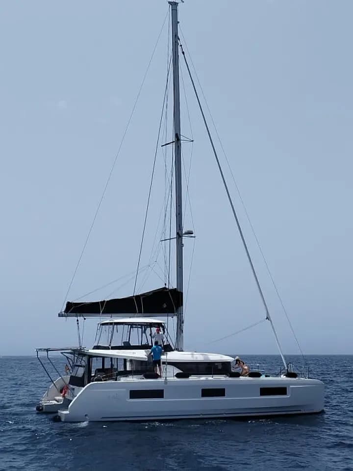 Lagoon 46 in Ibiza / Santa Eulària des Riu / Marina Santa Eulalia - Photo 3
