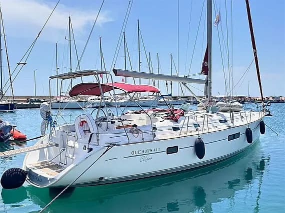 Oceanis 411 in Kefalonia / Sami Port - Photo 1